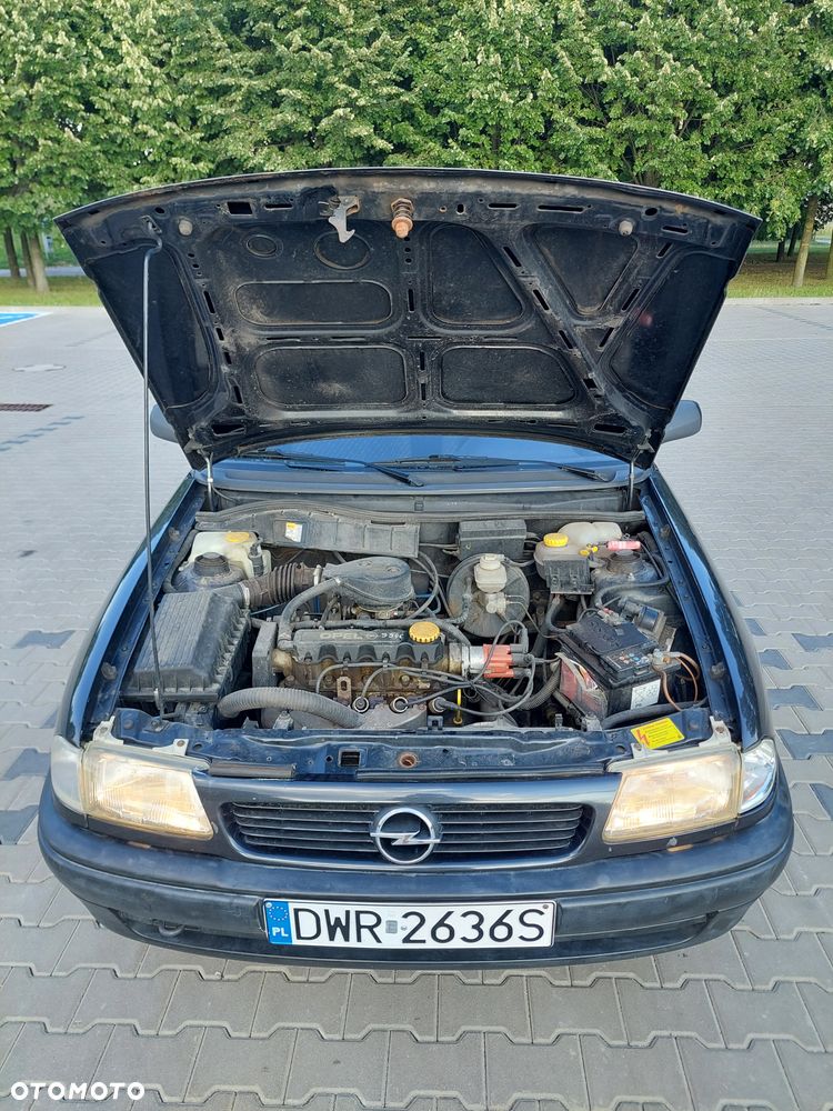 Opel Astra 1.4 Mid - 14
