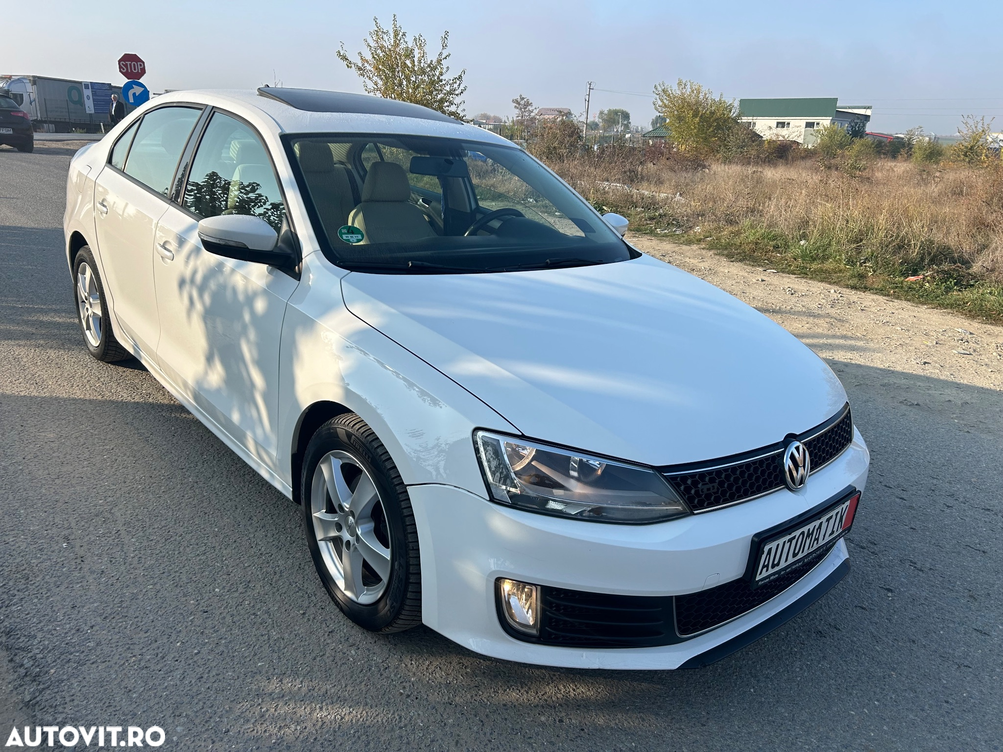 Volkswagen Jetta 2.0 TDI CR DPF DSG Highline - 8