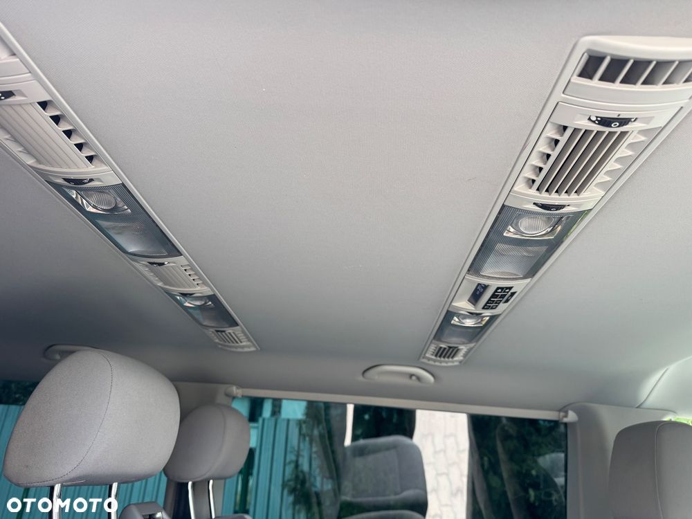 Volkswagen Caravelle L1 Comfortline - 11