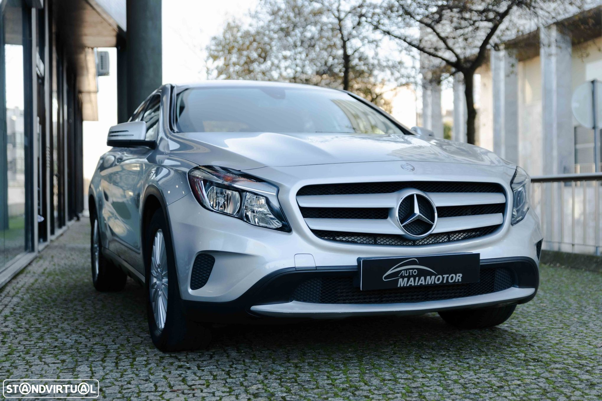 Mercedes-Benz GLA 180 d Urban - 5