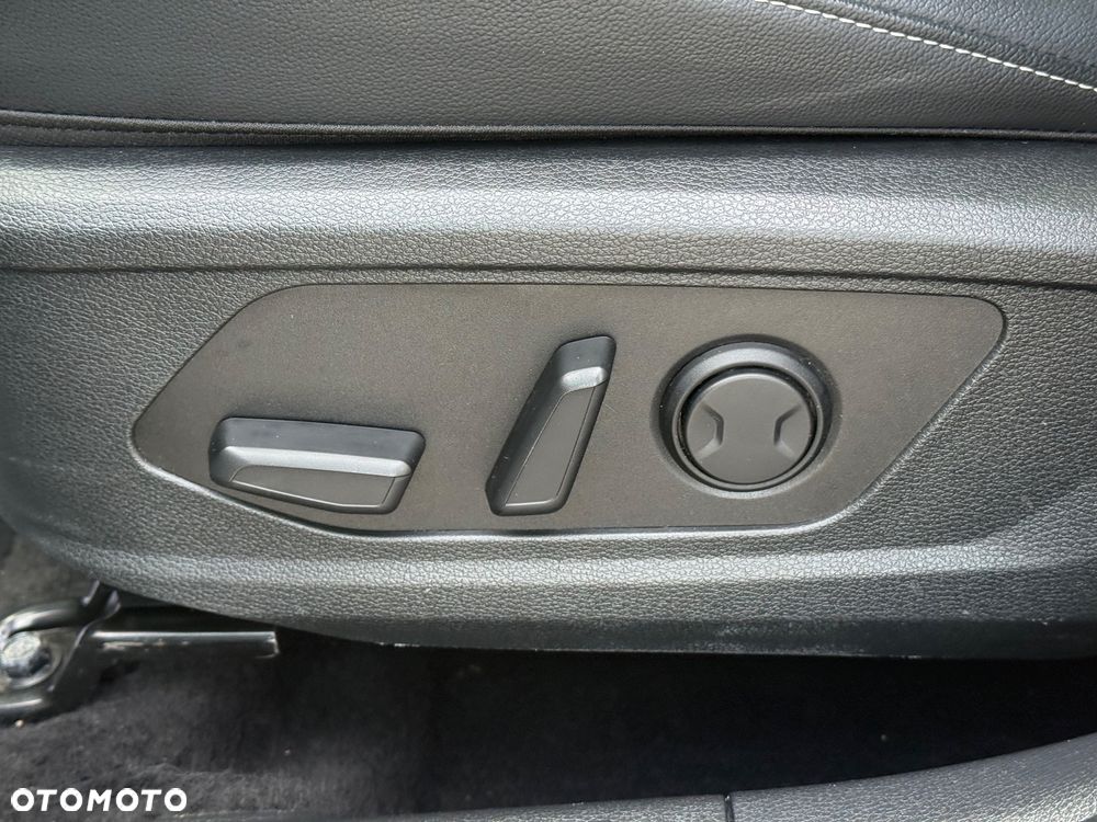 Kia Sportage 1.6T-GDI AWD GT-Line - 19