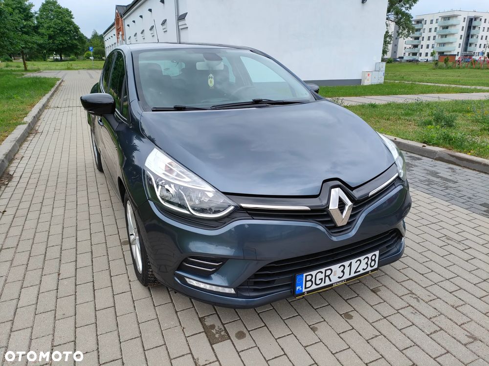 Renault Clio 1.2 16V Limited - 8