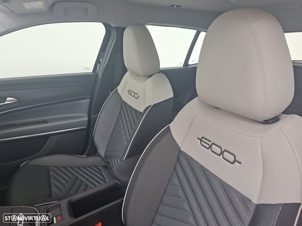 Fiat 600 1.2 Hybrid Icon - 11