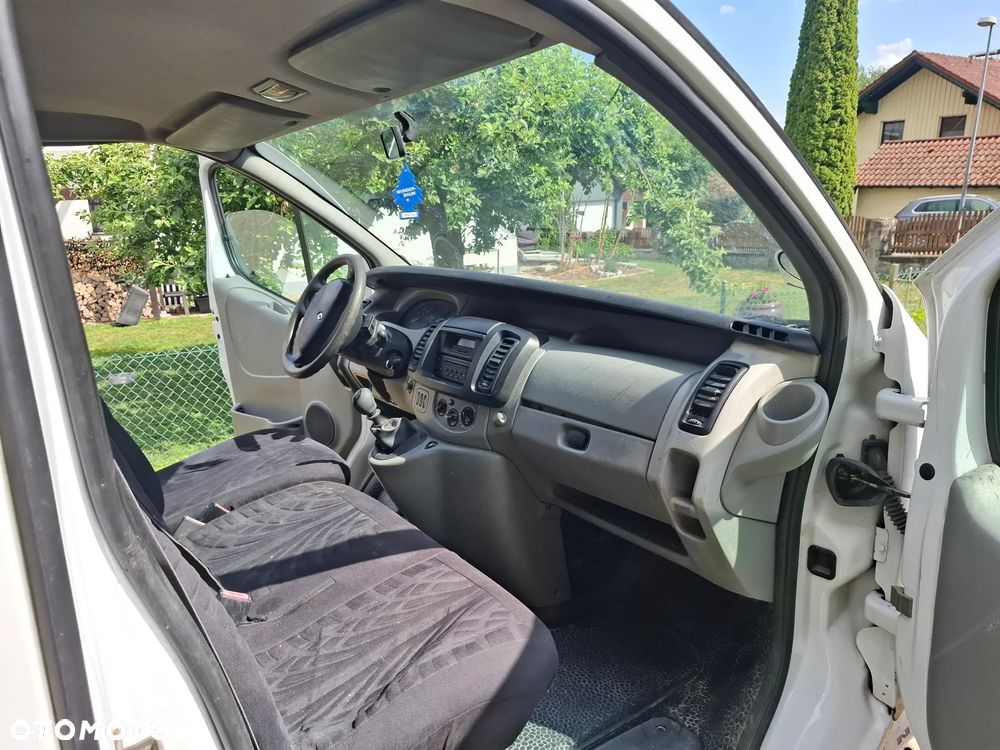Renault Trafic - 8