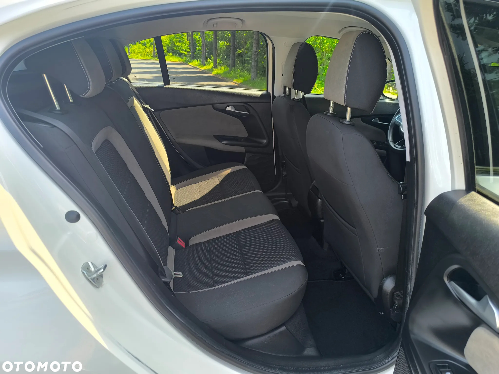 Fiat Tipo 1.4 T-Jet 16v Lounge - 19