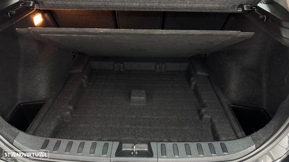 BMW X1 16 d sDrive Line Sport - 36