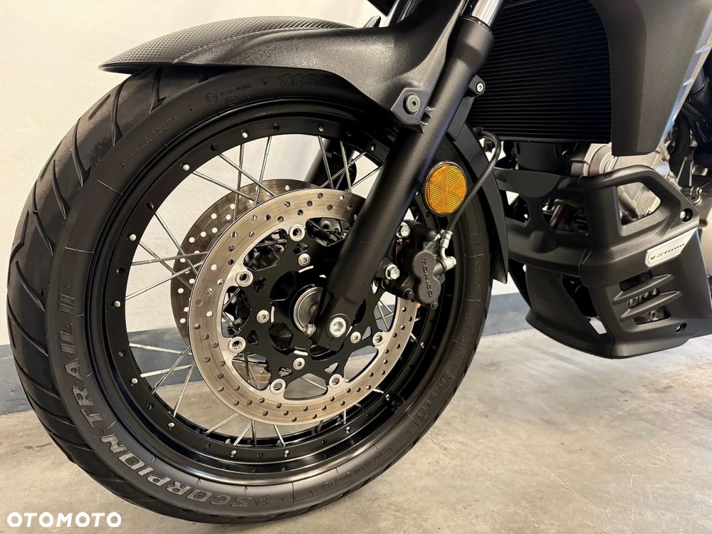Suzuki V-STROM - 11