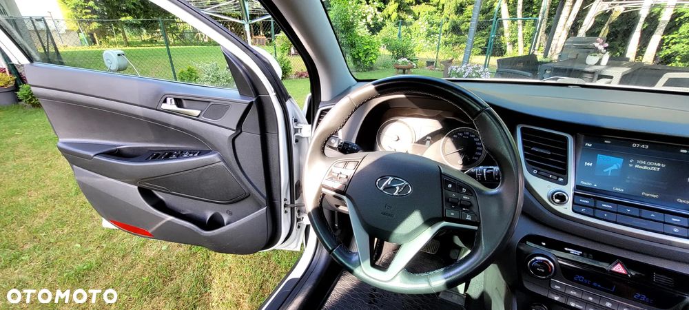 Hyundai Tucson blue 1.7 CRDi 2WD DCT Premium - 12