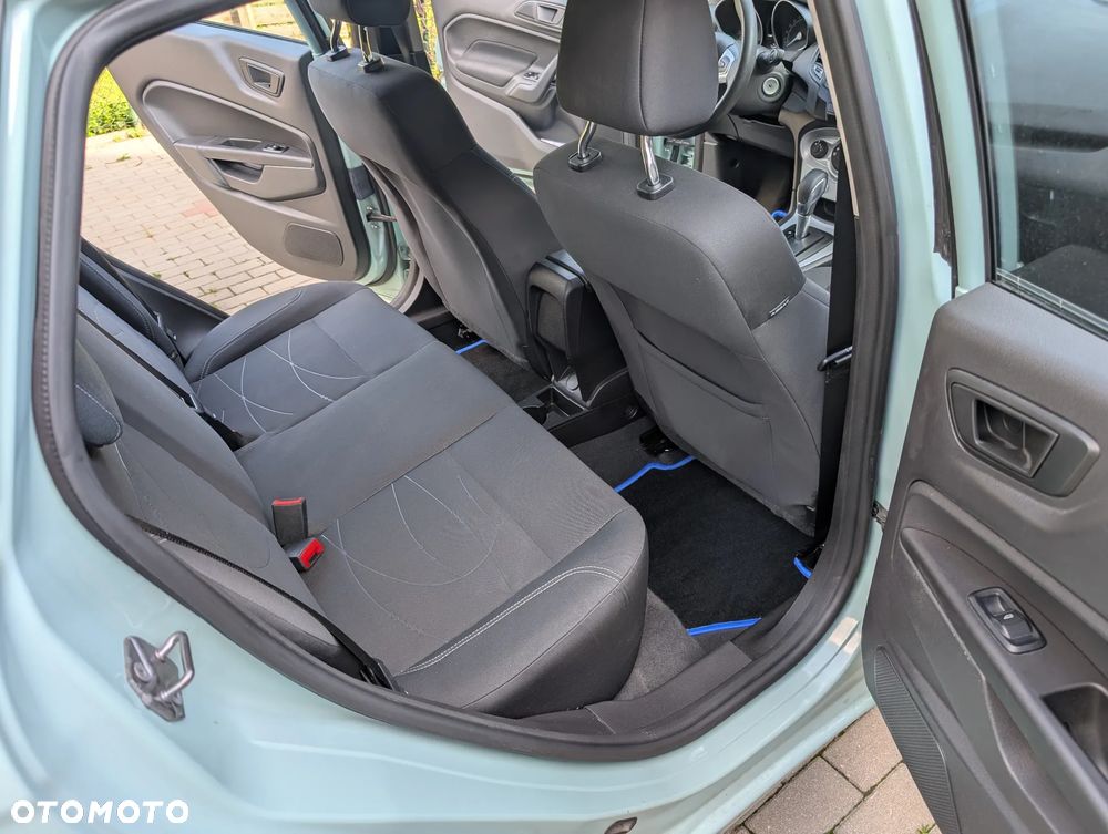 Ford Fiesta - 9