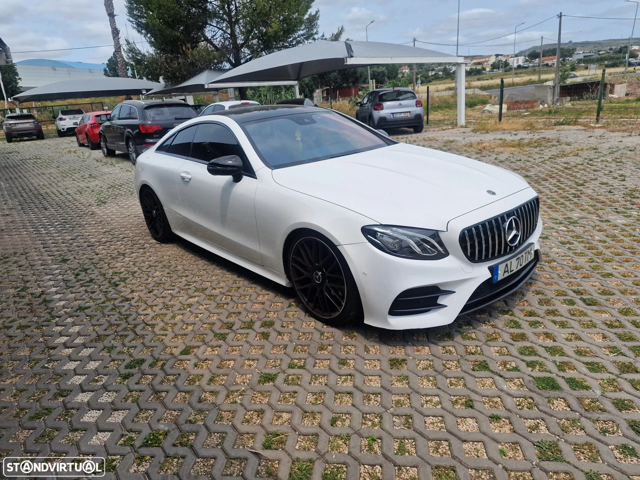 Mercedes-Benz E 220 d Coupe 9G-TRONIC AMG Line - 16