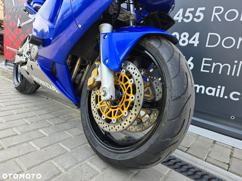 Honda CBR - 17