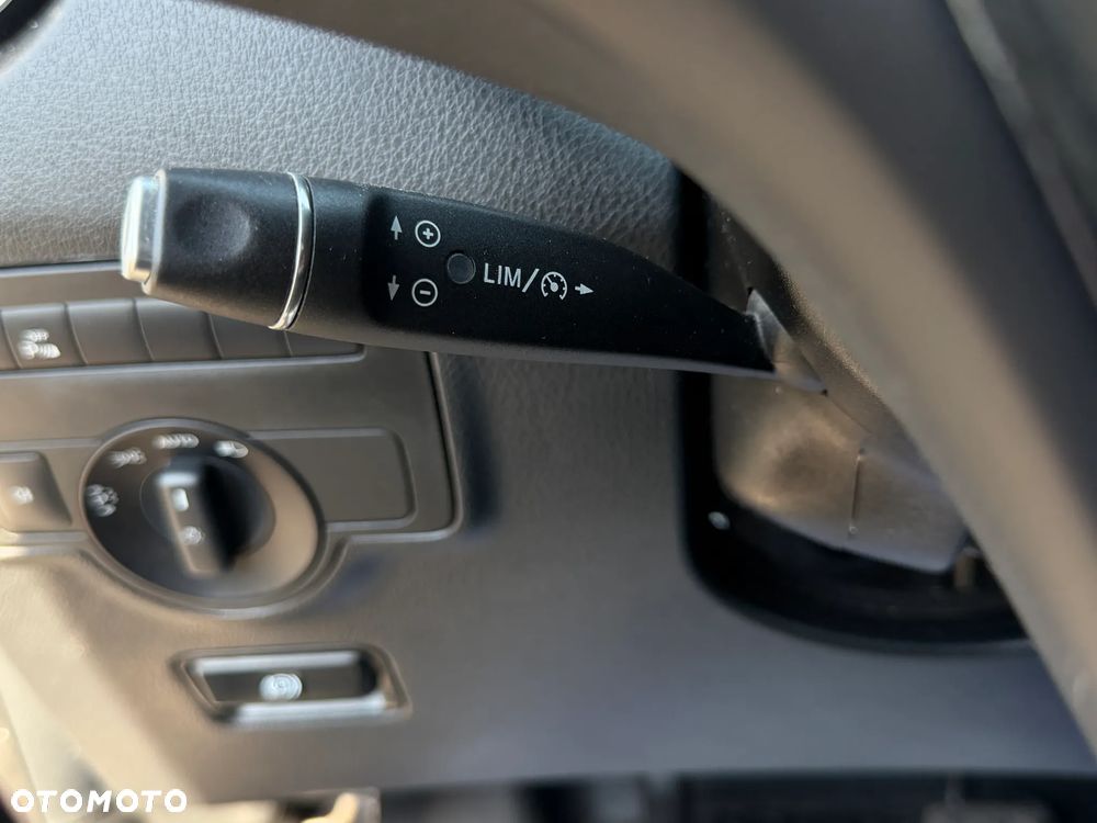 Mercedes-Benz Vito - 20