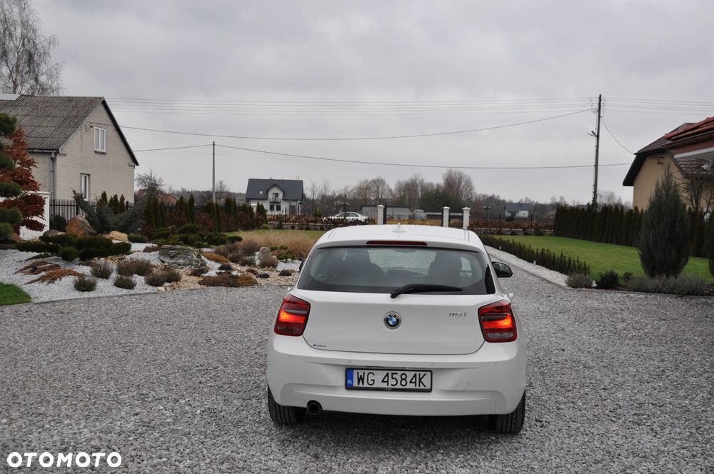 BMW Seria 1 118i - 6