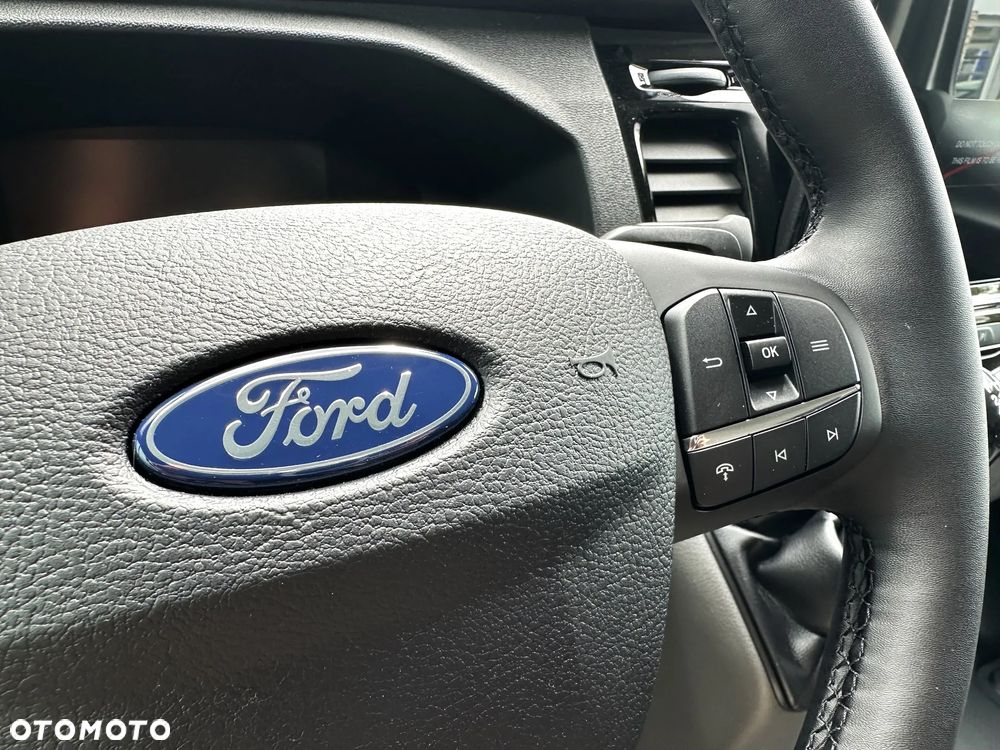 Ford Transit - 17