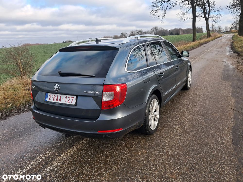 Skoda Superb 1.6 TDI Green tec Ambition - 19