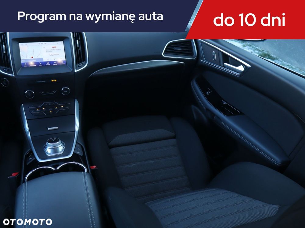 Ford S-Max - 10