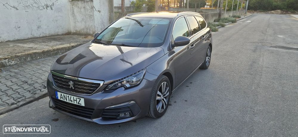 Peugeot 308 SW BlueHDi 130 EAT8 Allure - 1