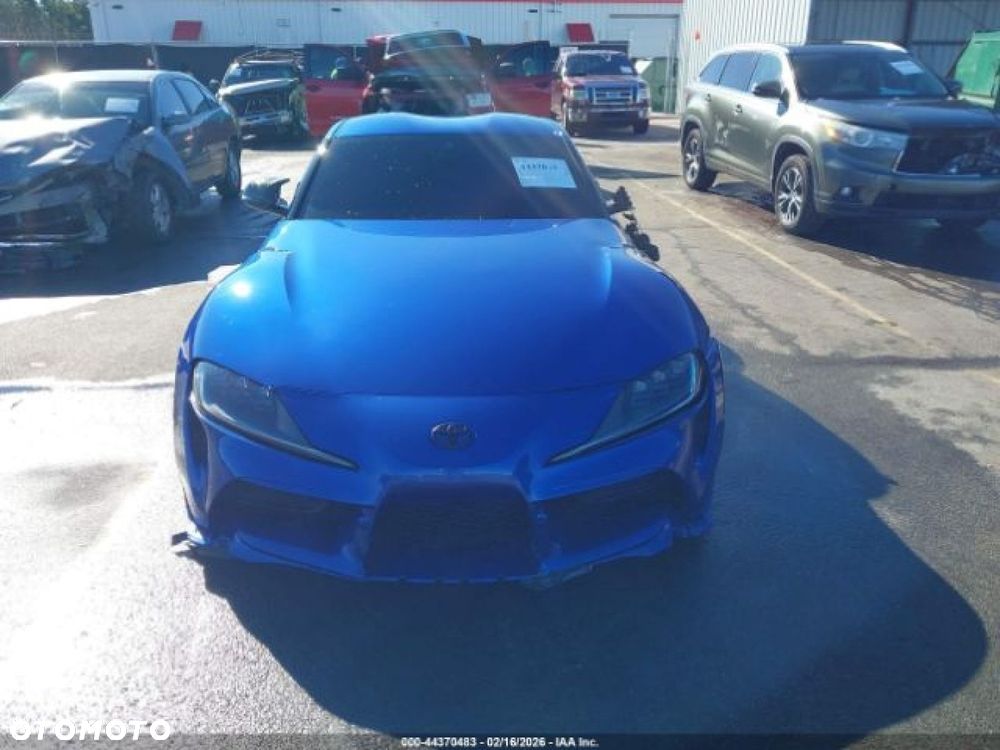 Toyota Supra - 7