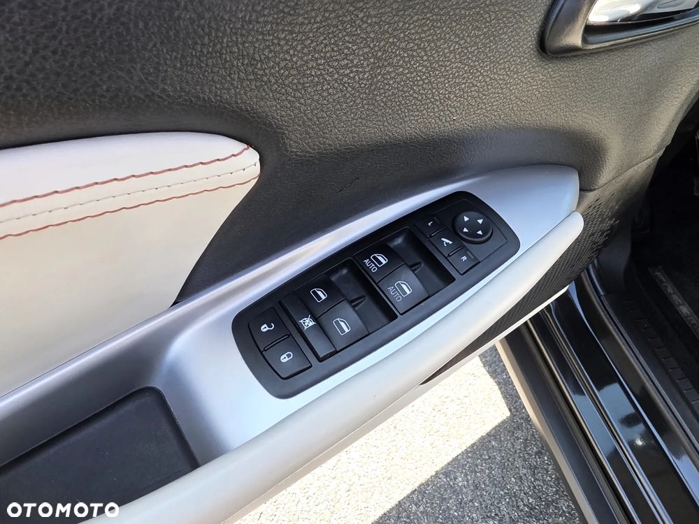 Fiat Freemont 2.0 Multijet Lounge AWD - 21
