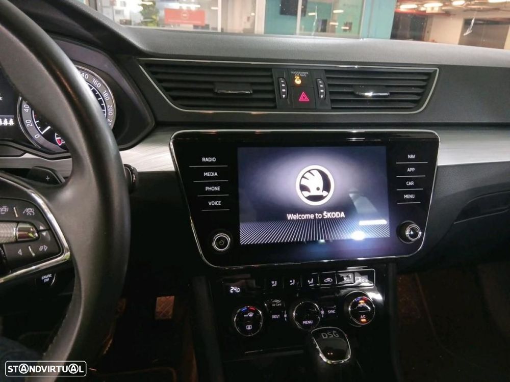 Skoda Superb Break 1.4 TSI iV Ambition DSG - 6