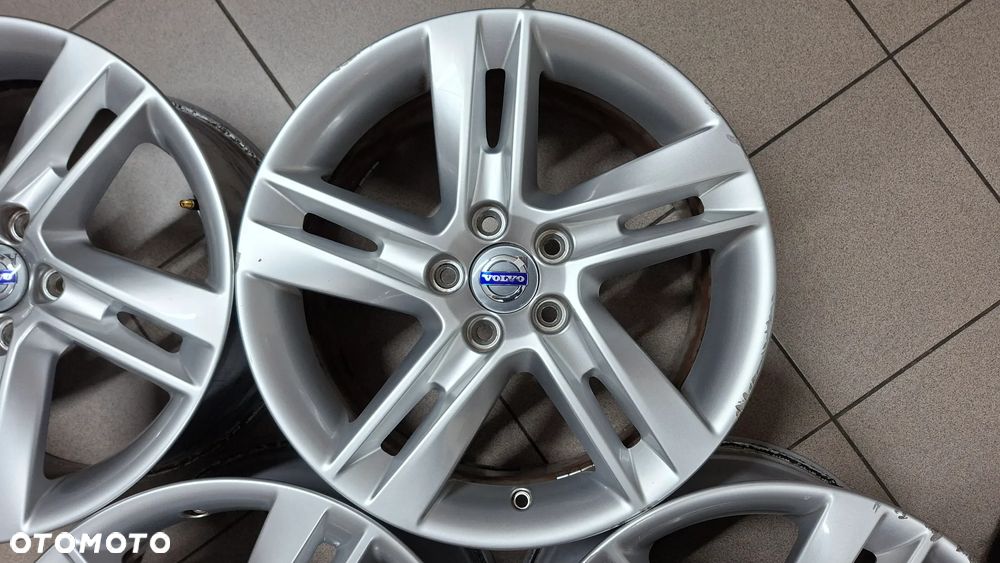 Felgi Aluminiowe 16 Volvo V60 I S60 II S80 II 5x108 ET 55 - 8