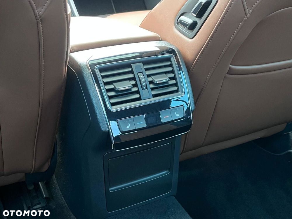 Skoda Superb - 16