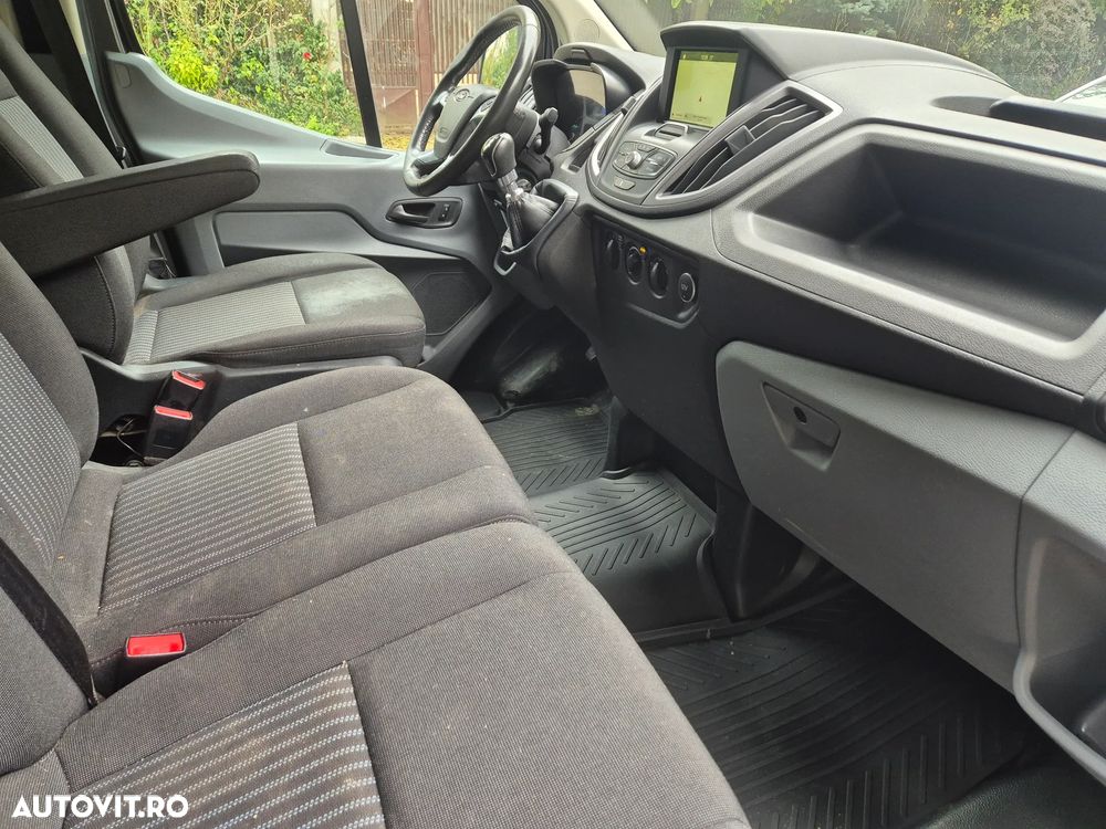 Ford Transit - 26
