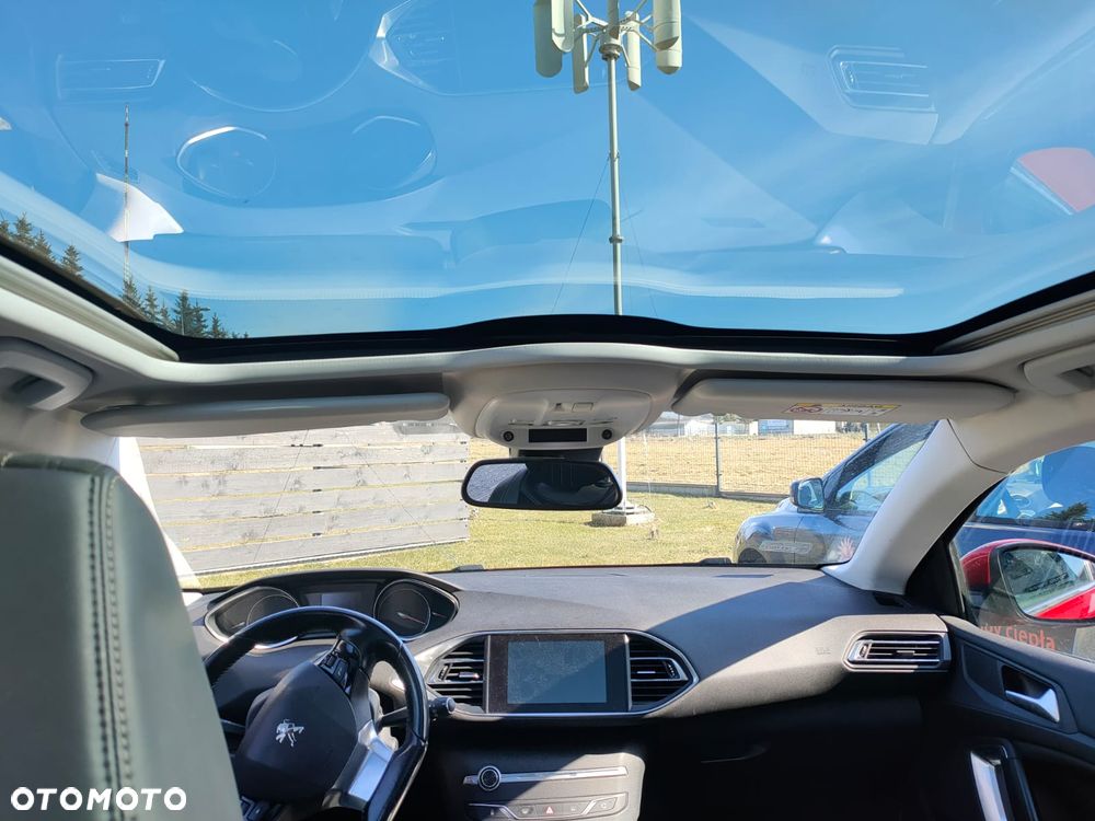 Peugeot 308 2.0 Blue HDi Allure S&S - 2