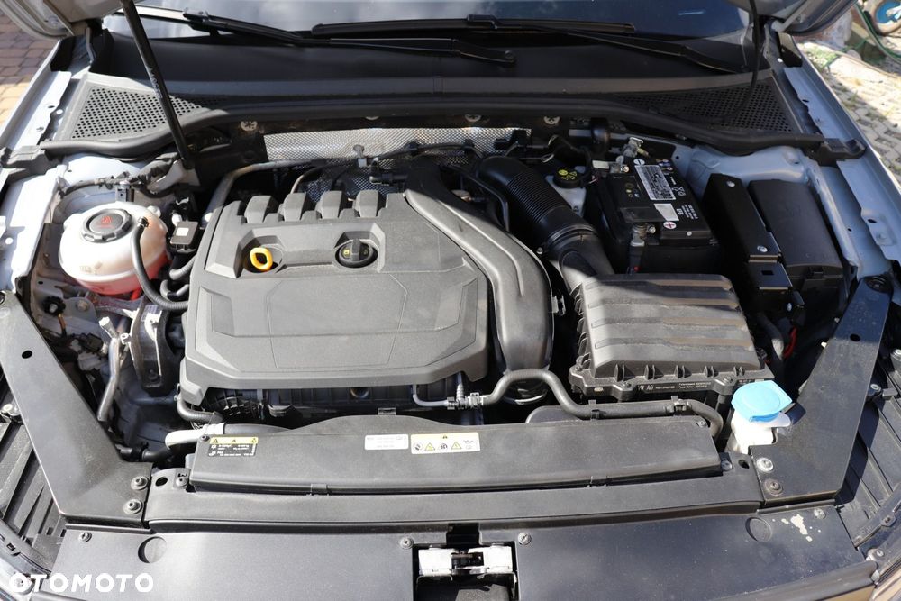 Volkswagen Passat 1.5 TSI EVO Business - 35