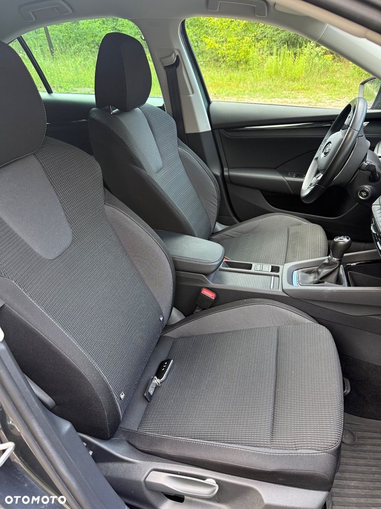Skoda Octavia 1.5 TSI ACT Ambition - 9