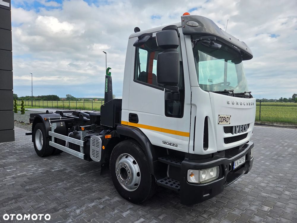 Iveco 120E220 - 6