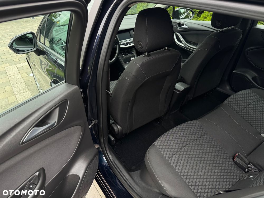 Opel Astra 1.4 Turbo Edition - 25