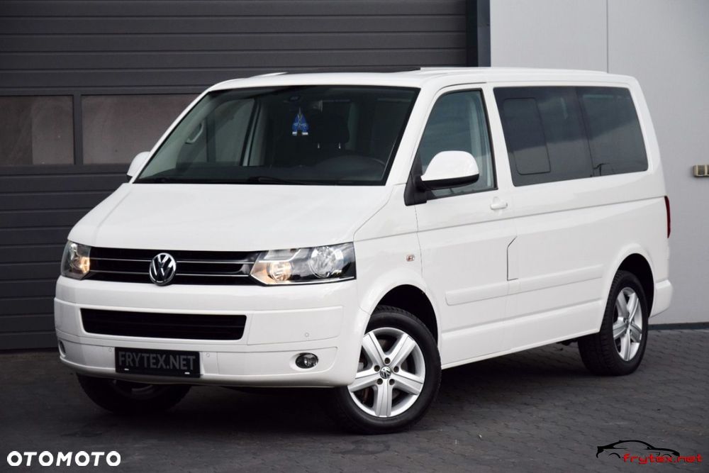Volkswagen Caravelle - 10