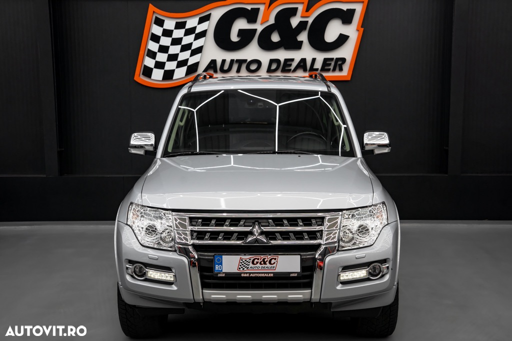 Mitsubishi Pajero 3.2 DI-D Automatik Top - 2
