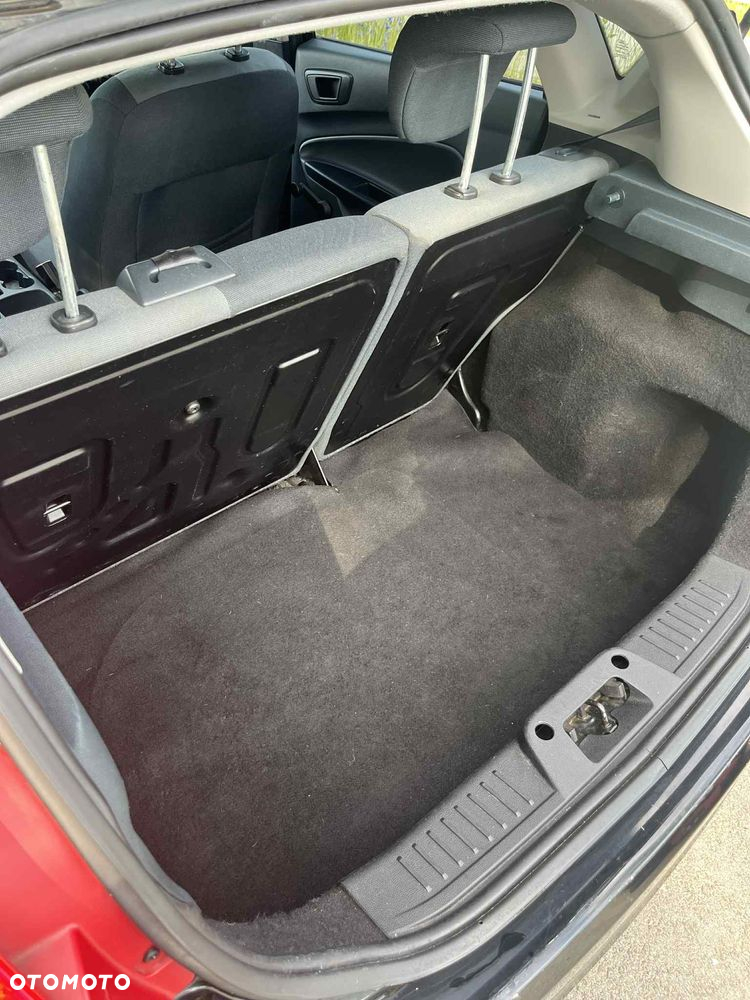 Ford Fiesta - 16