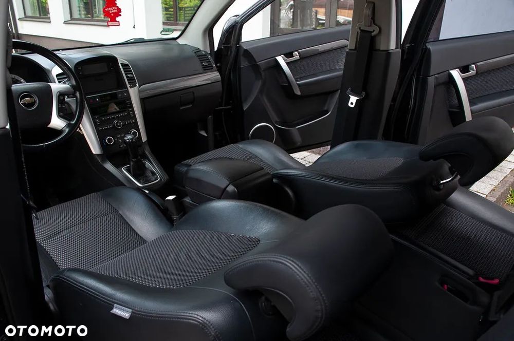 Chevrolet Captiva 2.4 2WD 7 Sitzer LS - 18