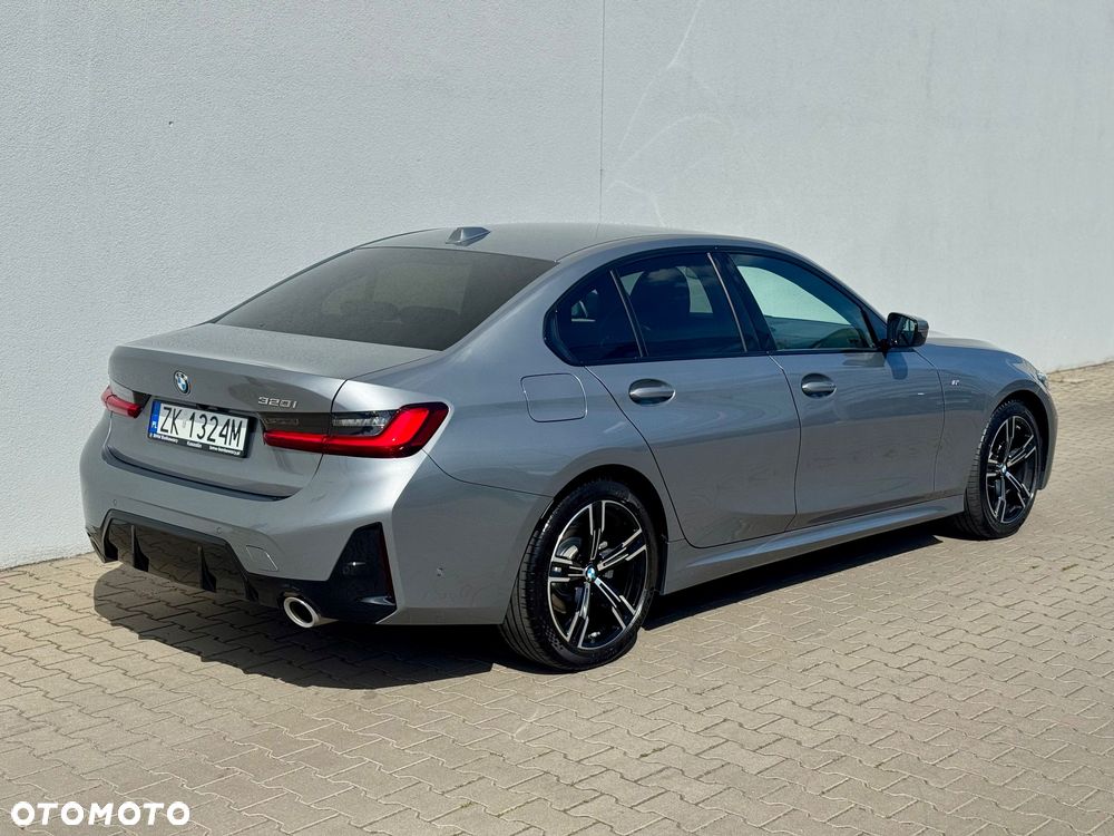 BMW Seria 3 320i M Sport - 7