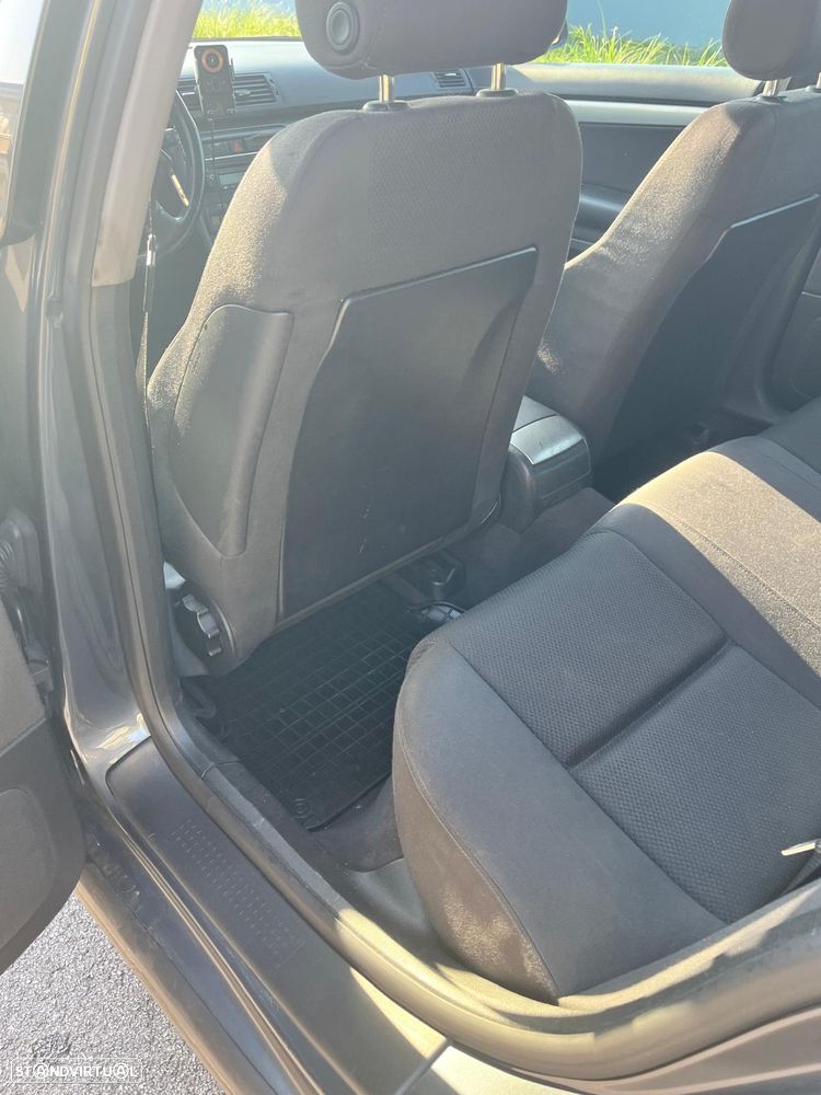 Audi A4 1.9 TDI m6 Sport - 11