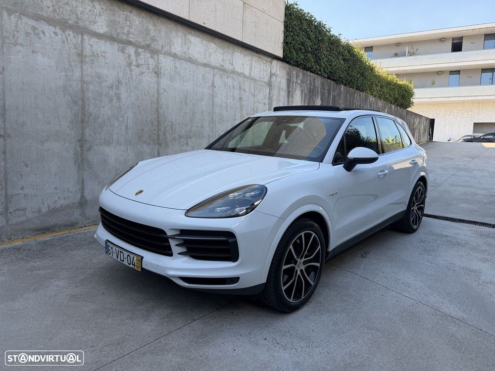 Porsche Cayenne E-Hybrid Platinum Edition - 2
