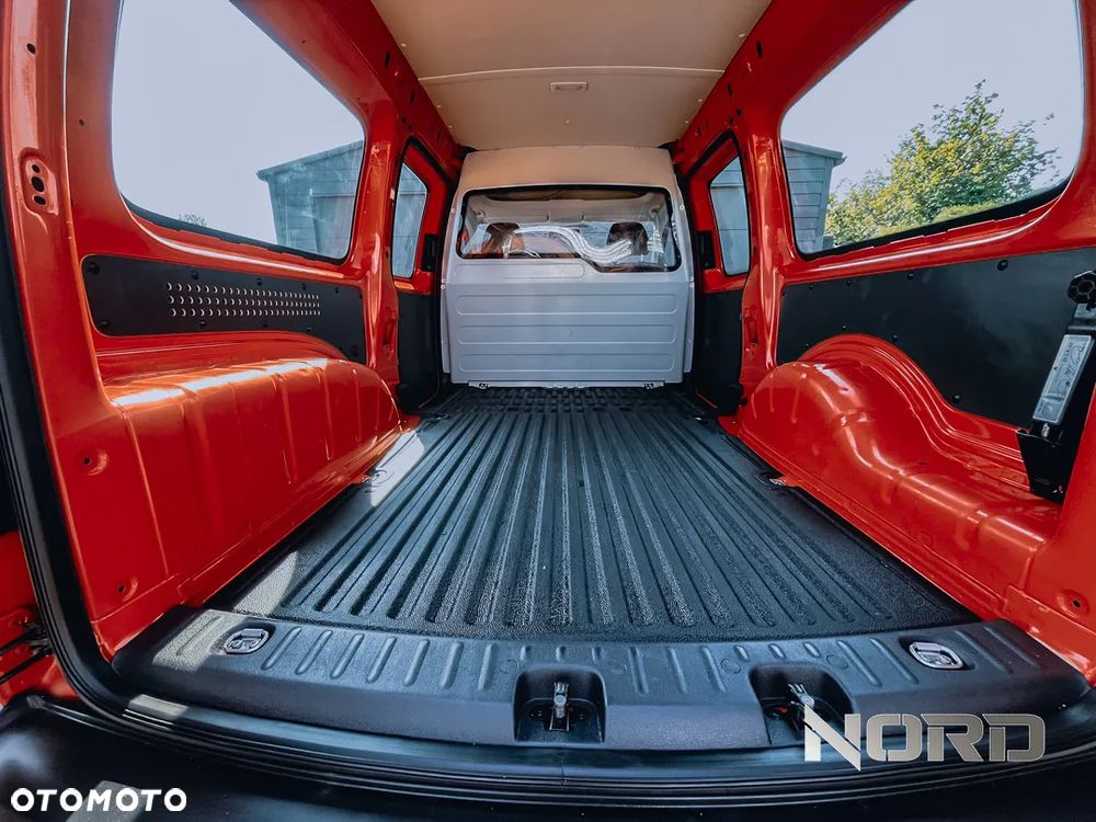 Volkswagen Caddy Maxi 2.0 TDI DSG - 31