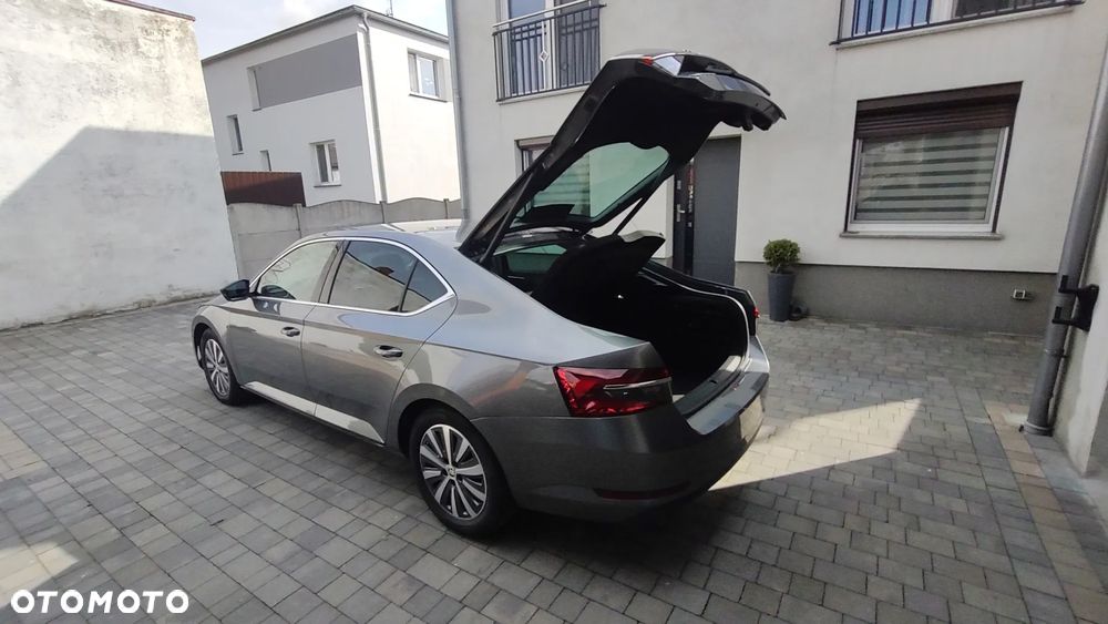 Skoda Superb 2.0 TSI Style DSG - 8