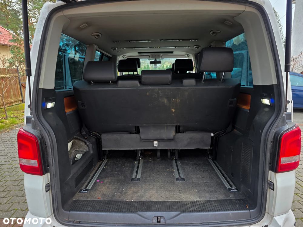 Volkswagen Multivan - 18