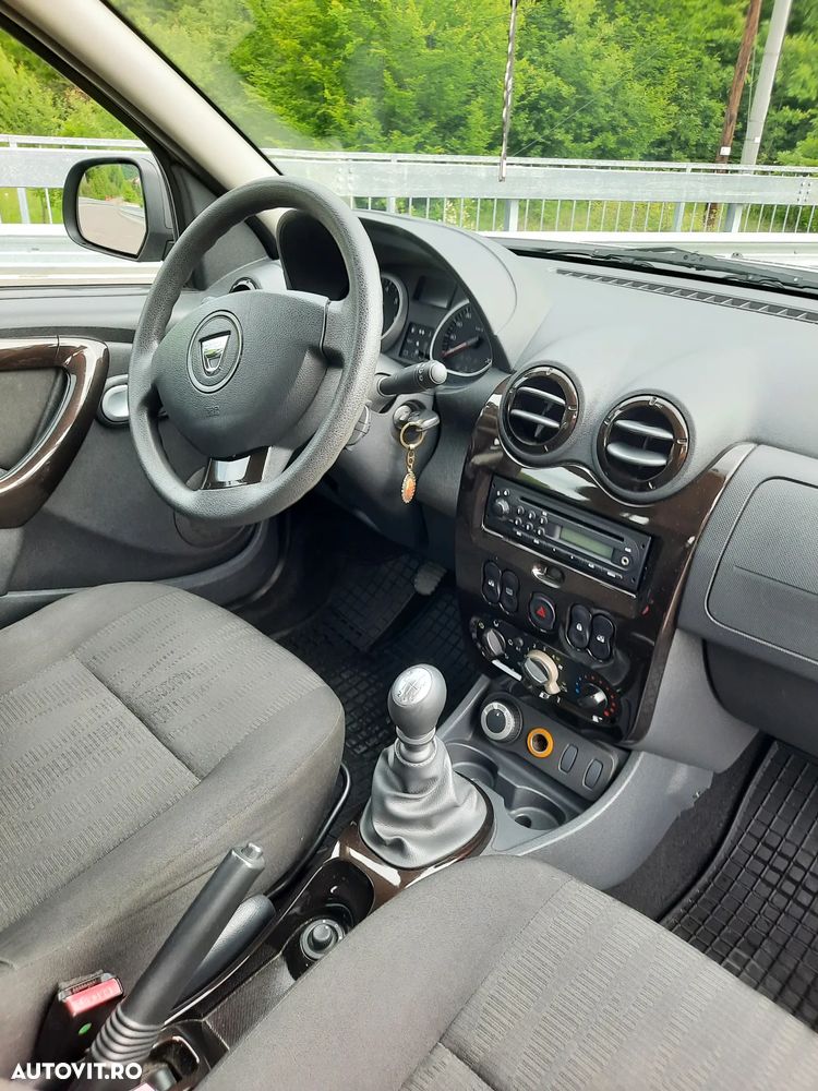 Dacia Duster 1.5 dCi 4x4 Prestige - 10