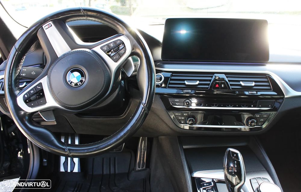 BMW 540 d xDrive Pack Desportivo M Auto - 22