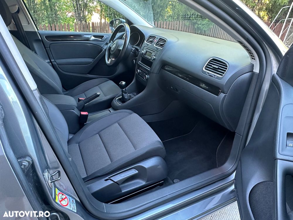 Volkswagen Golf 2.0 TDI DPF Comfortline - 12