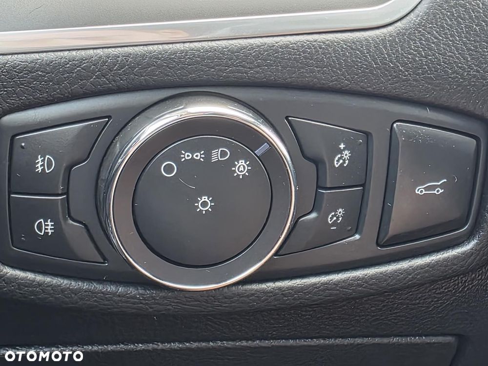 Ford S-Max 2.5 Hybrid Titanium CVT - 27