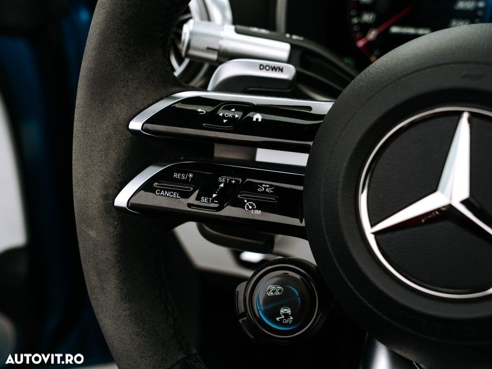 Mercedes-Benz SL 63 AMG - 24