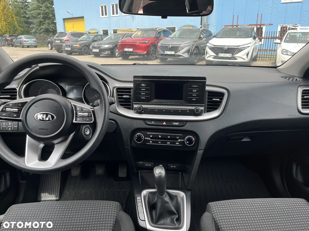 Kia Ceed 1.6 CRDi mHEV S - 14