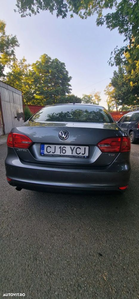 Volkswagen Jetta 1.6 TDI CR DPF Highline - 14