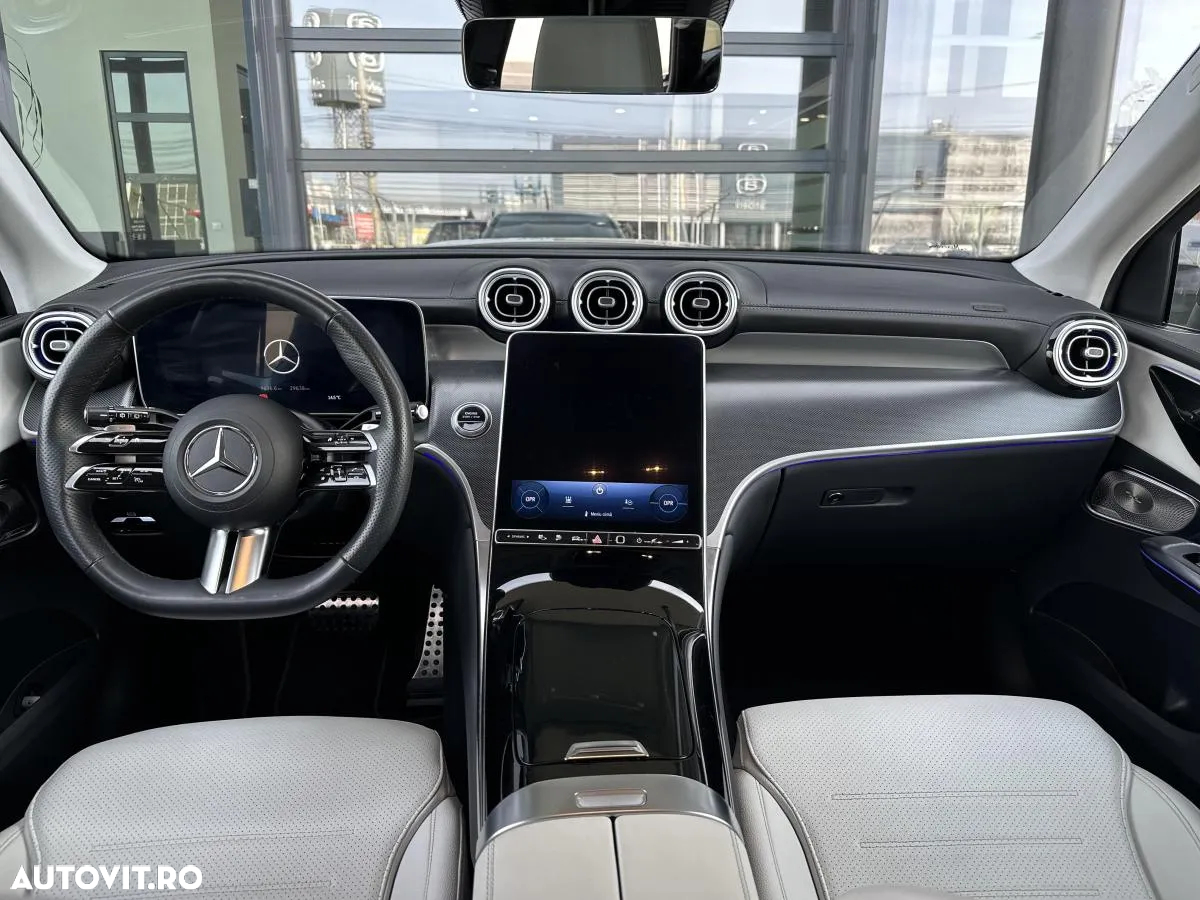 Mercedes-Benz GLC 300 e 4MATIC - 12